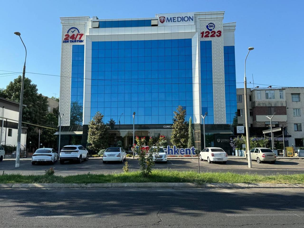 Abay Street- Tashkent City Center Buitenkant foto
