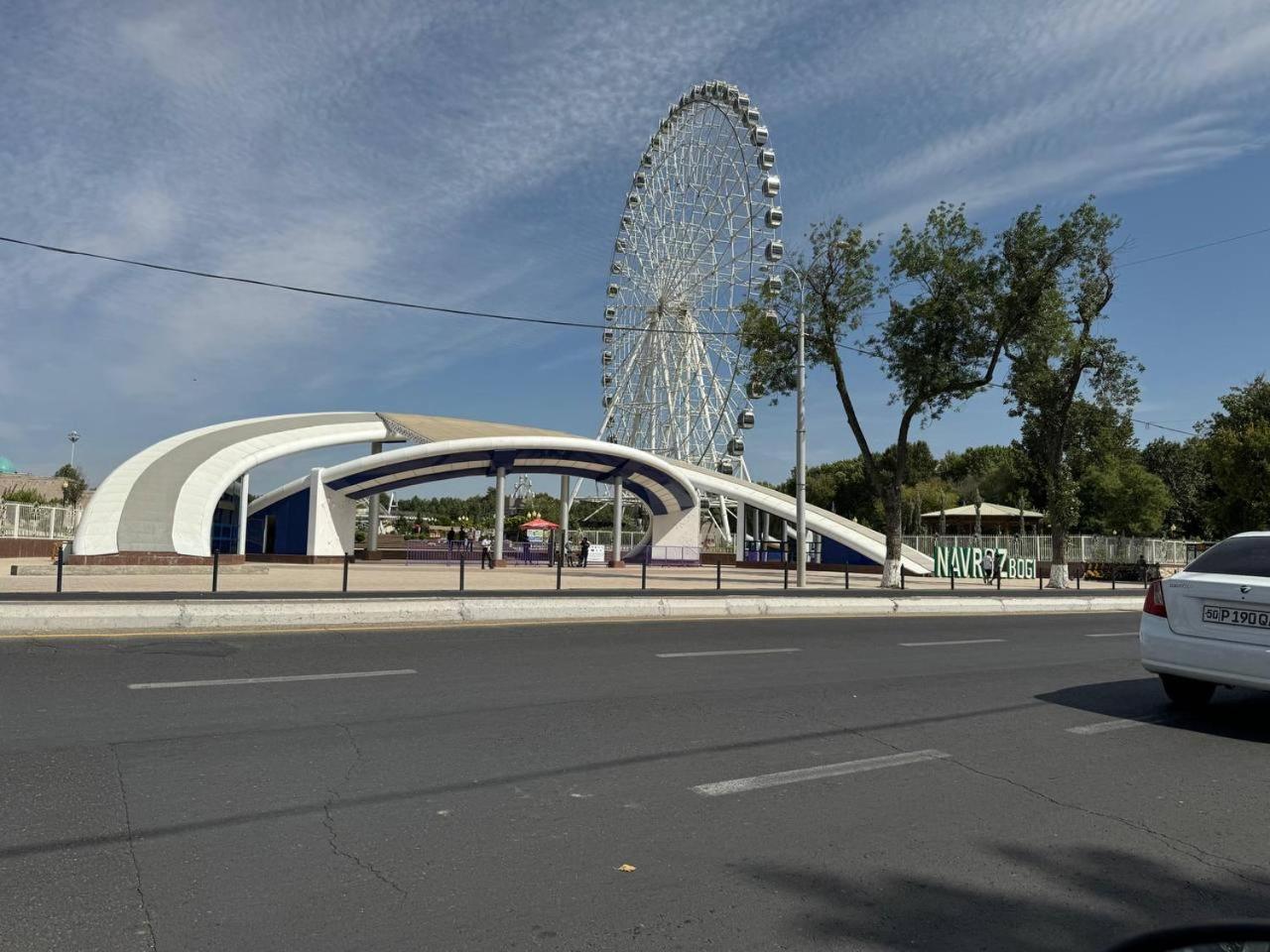 Abay Street- Tashkent City Center Buitenkant foto